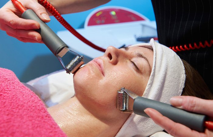 Facial Using Galvanic in and near Naples Florida